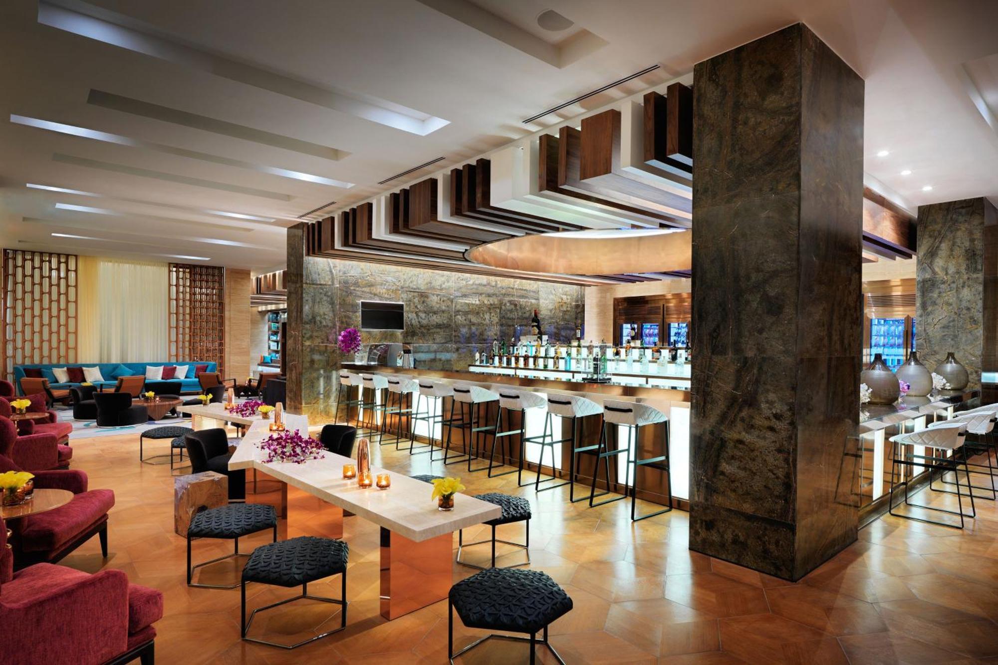 쉐라톤 바쿠 인투어리스트 호텔 외부 사진 The Bar