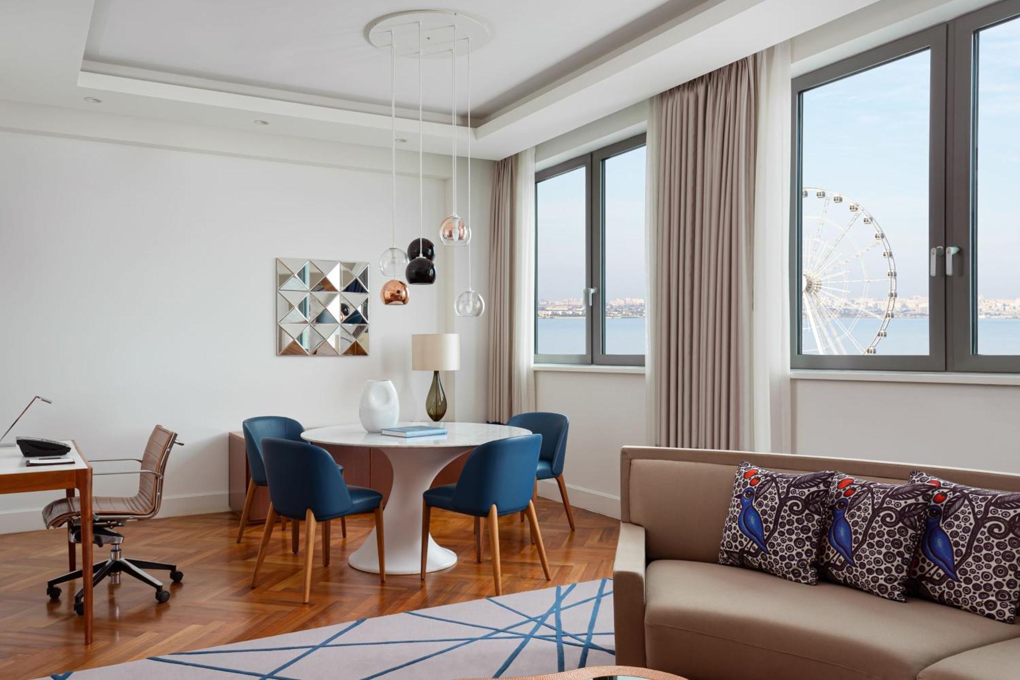 쉐라톤 바쿠 인투어리스트 호텔 외부 사진 A suite at the hotel